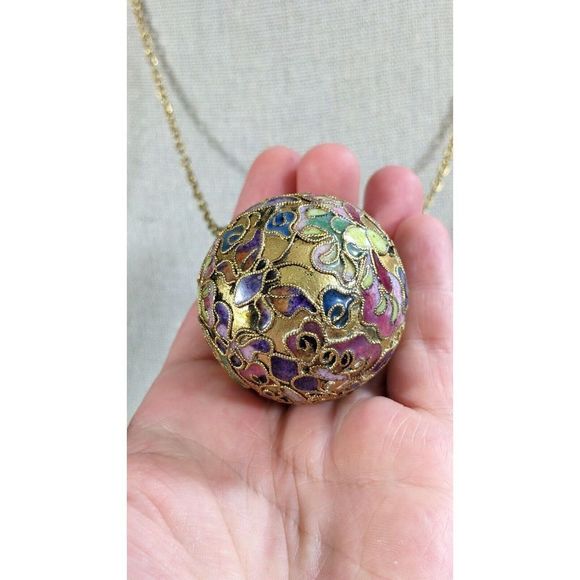 Large Globe Ball Butterfly Design Cloisonne Pendant Necklace - Picture 12 of 16